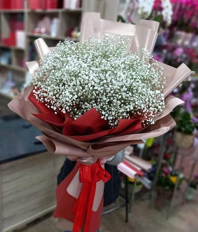 Букет цветов из: Гипсофила в Манжерок
