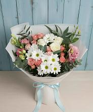 Букет цветов из:  Розы, Лизиантусы и Хризантемы в Манжерок