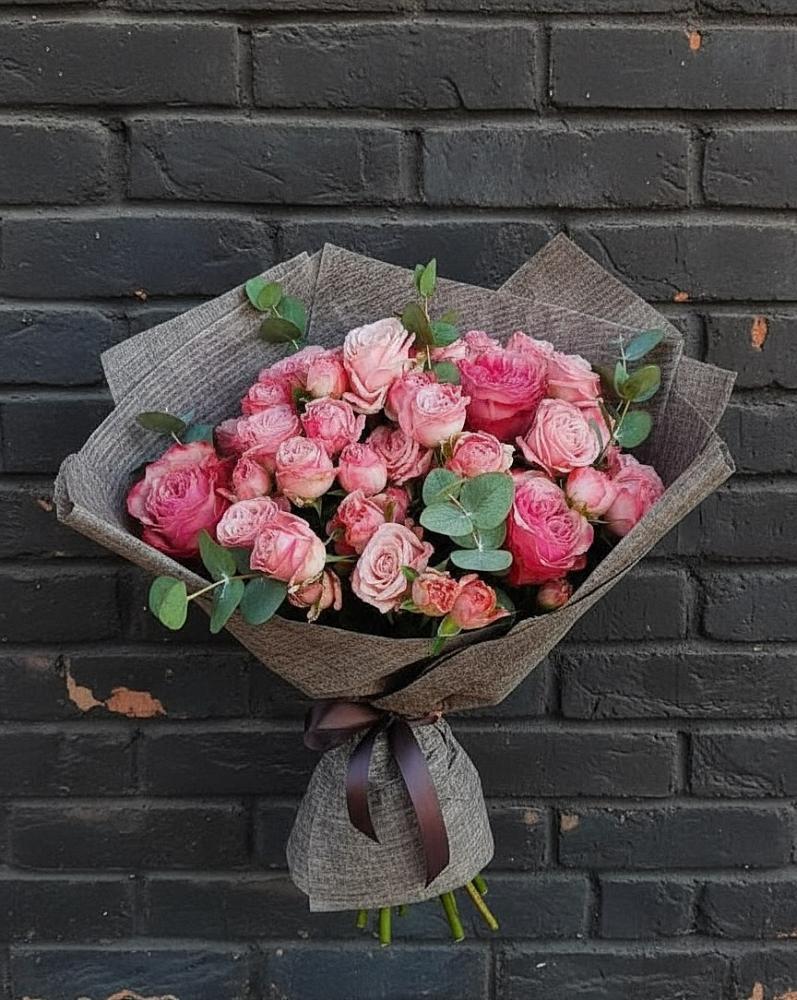 Букет цветов из: Розы в Манжерок