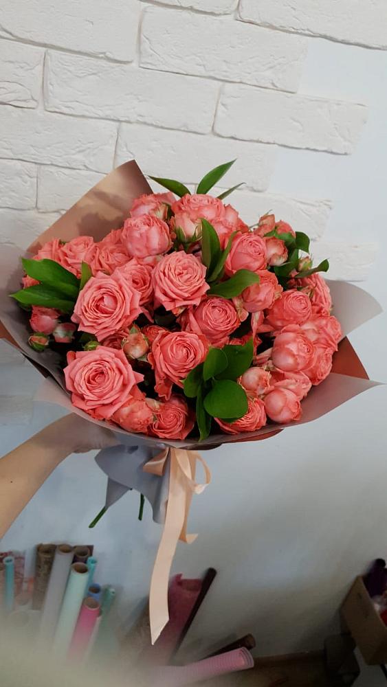 Букет цветов из: Розы в Манжерок