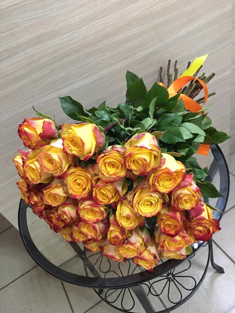 Букет Желтые розы в Манжерок