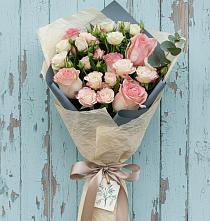 Букет цветов из:  Розы #REPLACE_PRED# Манжерок