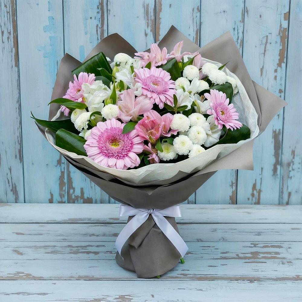 Букет цветов из: Герберы, Альстромерии и Хризантемы в Манжерок
