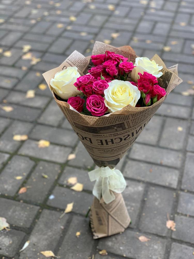 Букет цветов из: Розы в Манжерок